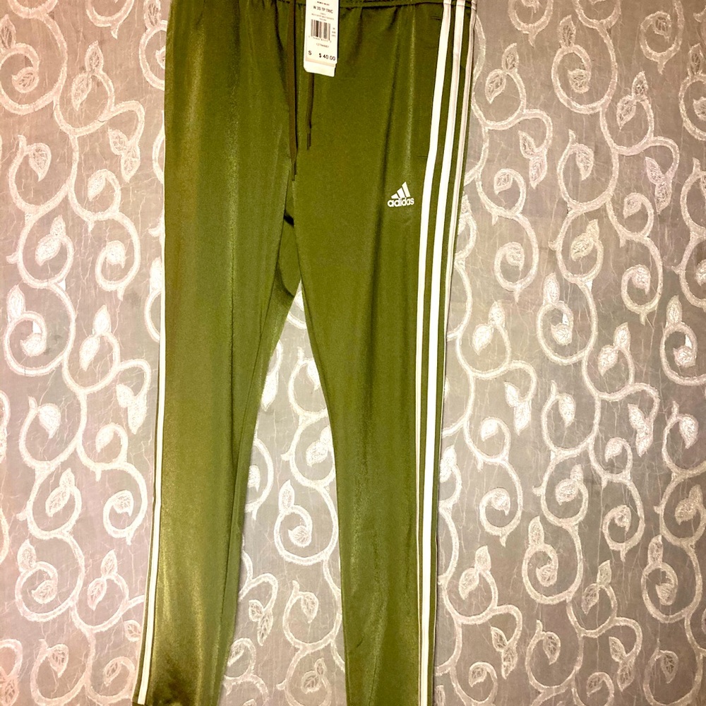 Adidas army green active joggers